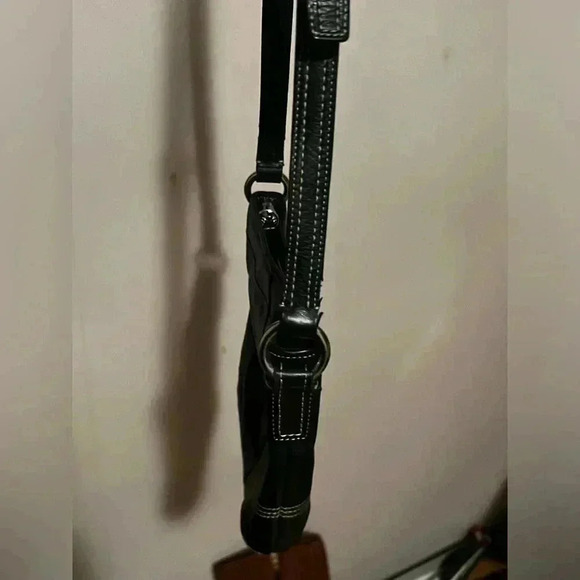 Vintage Coach Soho Style Crossbody Soft Leather Black Bag EUC - Picture 9 of 11